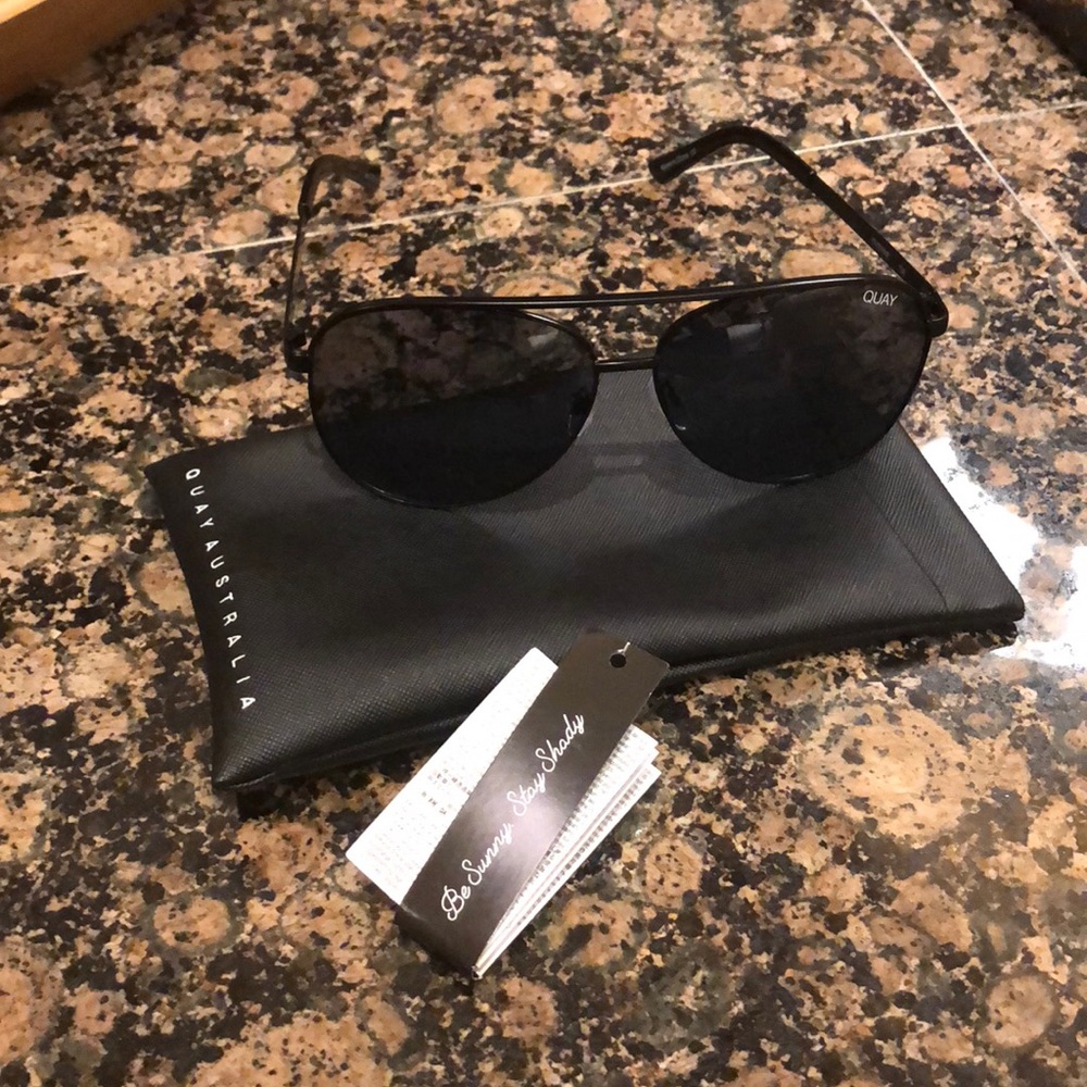Quay Australia Vivienne Sunglasses